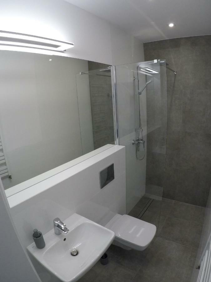 Starowiejska 9 Apartment *